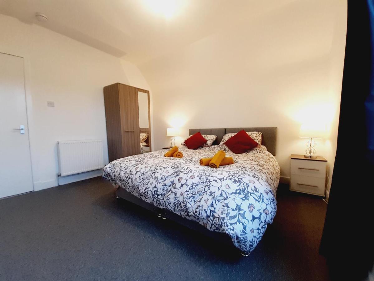 Carvetii - Vincent House - Large 3 Bedroom Apartment With On-Site Parking Lochgelly Exterior photo